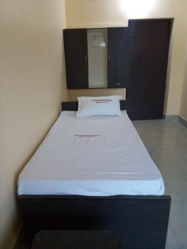 Tripura Sundari Residency Hotell Madanapalle Exteriör bild